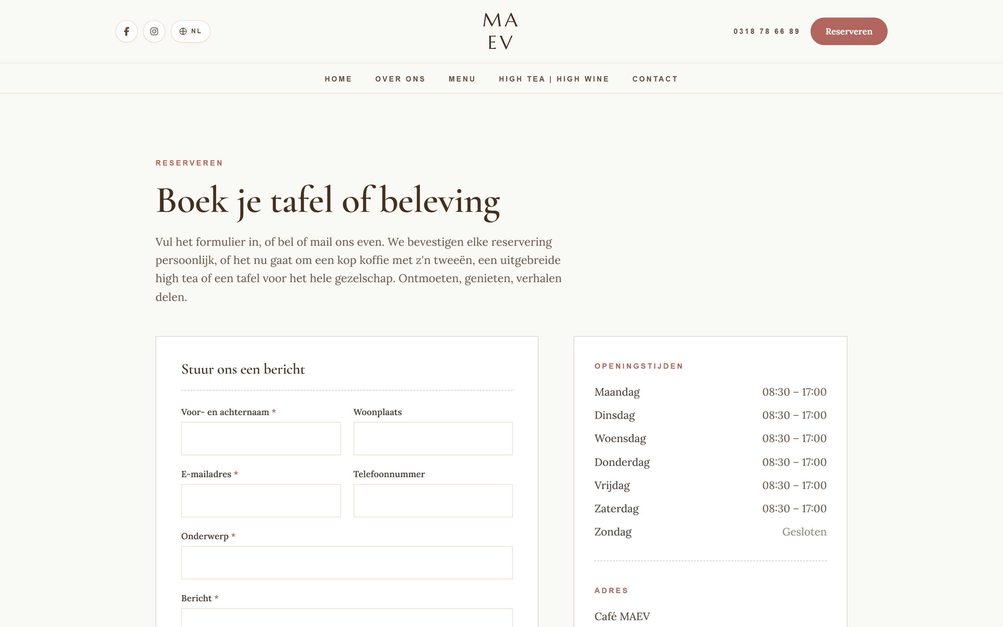 The reservation page of Café MAEV